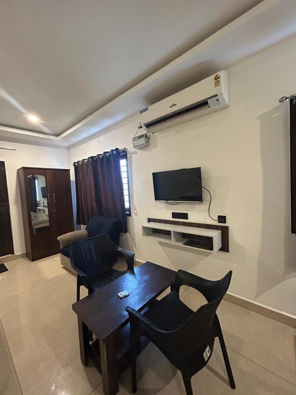 Hotel The Ocean Grand Pondicherry Esterno foto